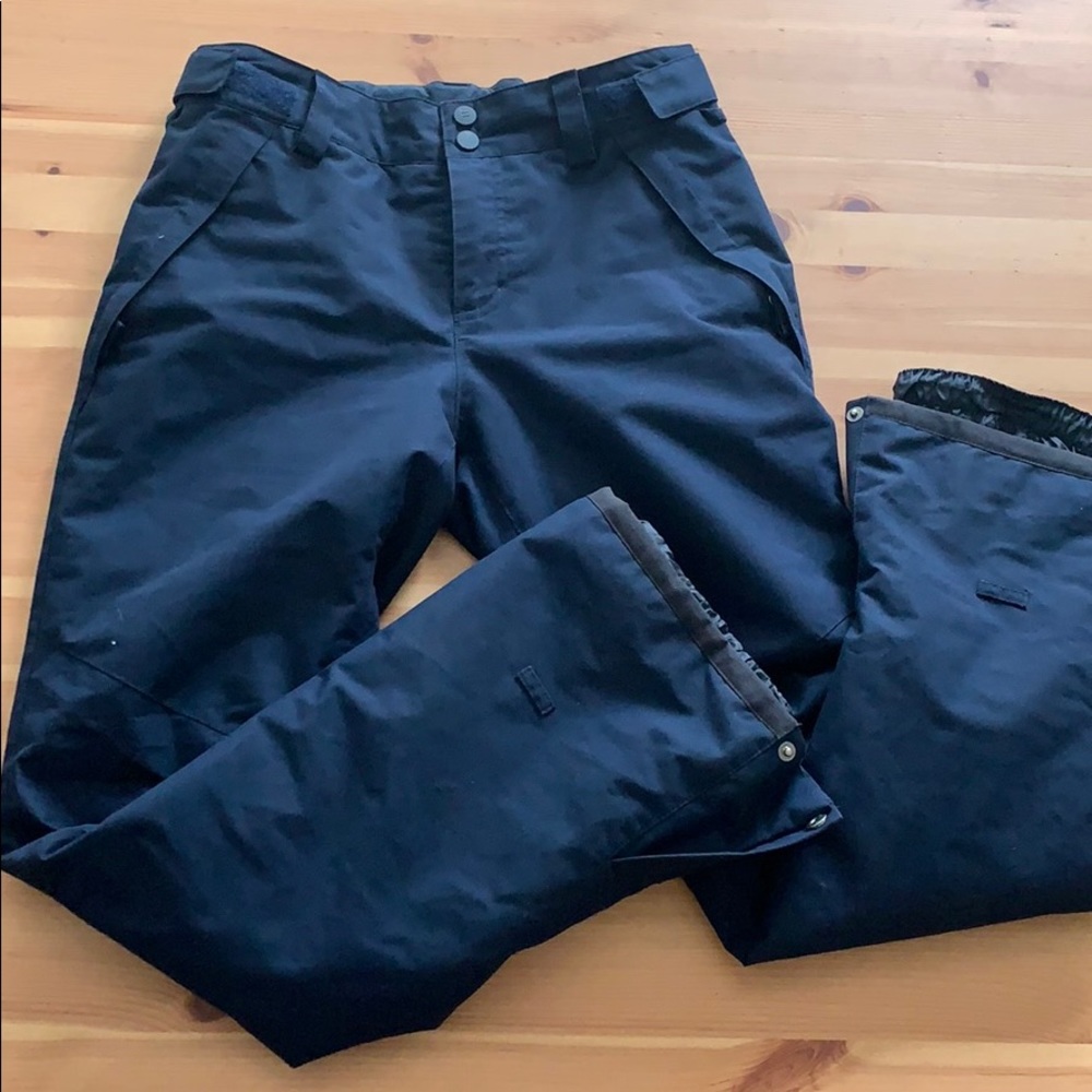Billabong snowboarding/ ski pants